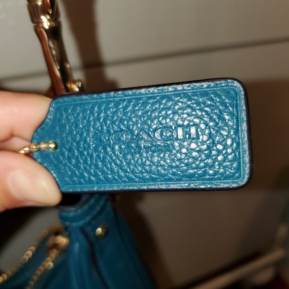 Coach Teal Shoulder Bag w. Strap - Picture 5 of 5